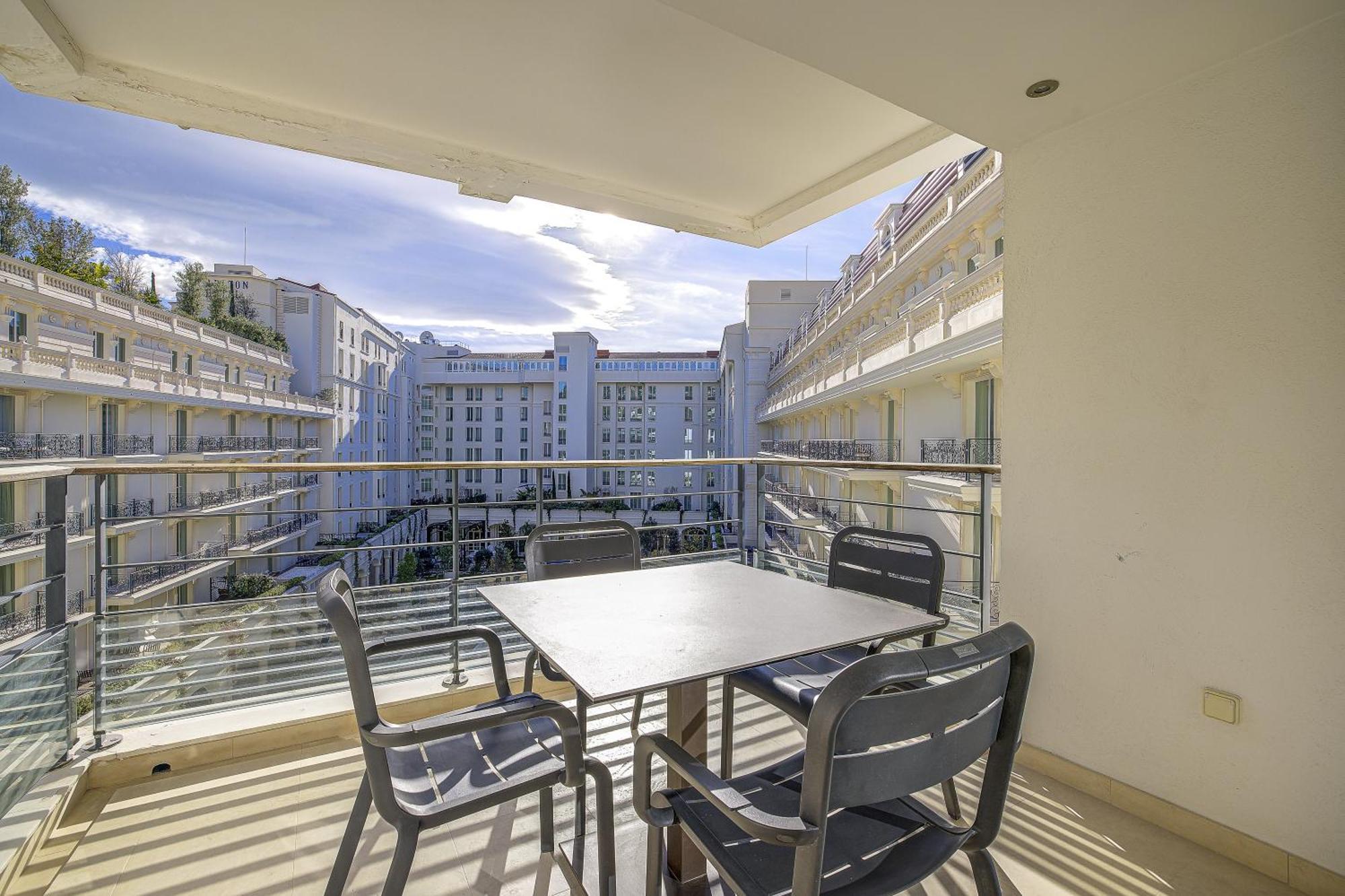 Carlton Riviera Cannes Exterior photo